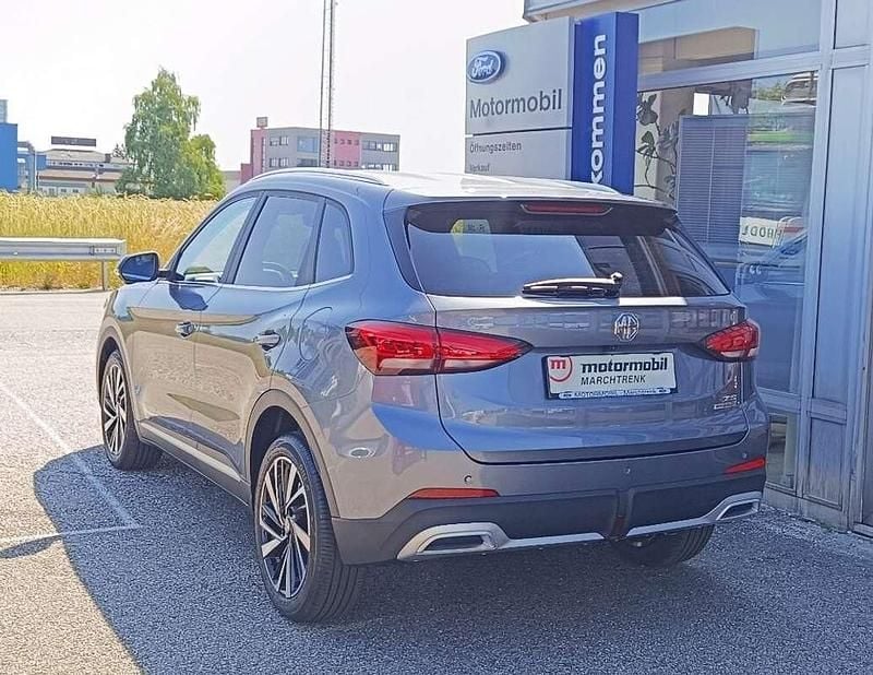 Neu MG ZS Luxury 102 PS (75 kW) 2025 Grau SUV