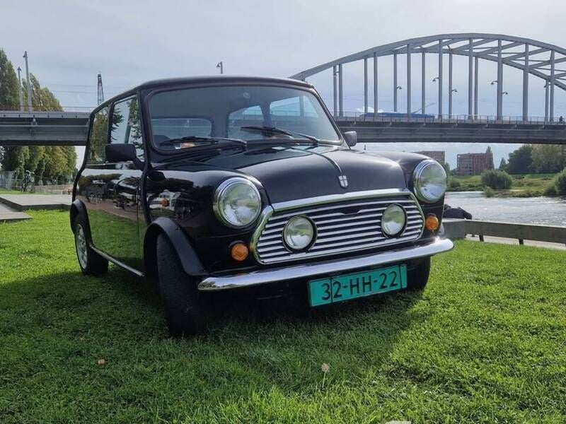 Schwarz Gebraucht 1989 Mini 1000 Kleinwagen | € 9.899 - Bild 1/4