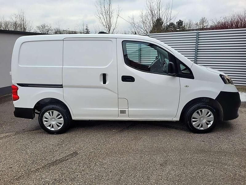 Gebraucht Nissan NV200 Comfort 90 PS (66 kW) 2014 Weiß Van / Kleinbus