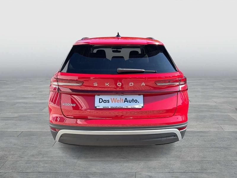 Gebraucht Skoda Kodiaq Selection 150 PS (110 kW) 2024 Mittelrot  metallic SUV