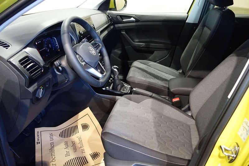 Gebraucht VW T-Cross 95 PS (69 kW) 2025 Mittelgelb  metallic SUV