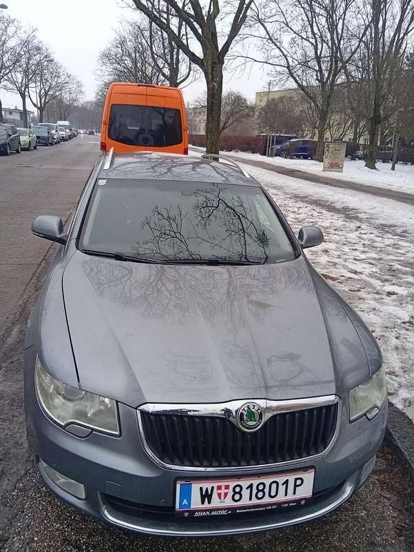Gebraucht 2012 Skoda Superb Ambition Kombi | € 7.000 (Guter Preis) - Bild 1/4