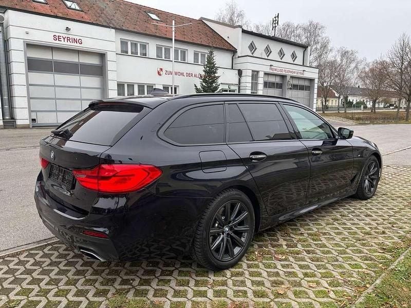 Gebraucht BMW 540 340 PS (250 kW) 2017 Blau Kombi