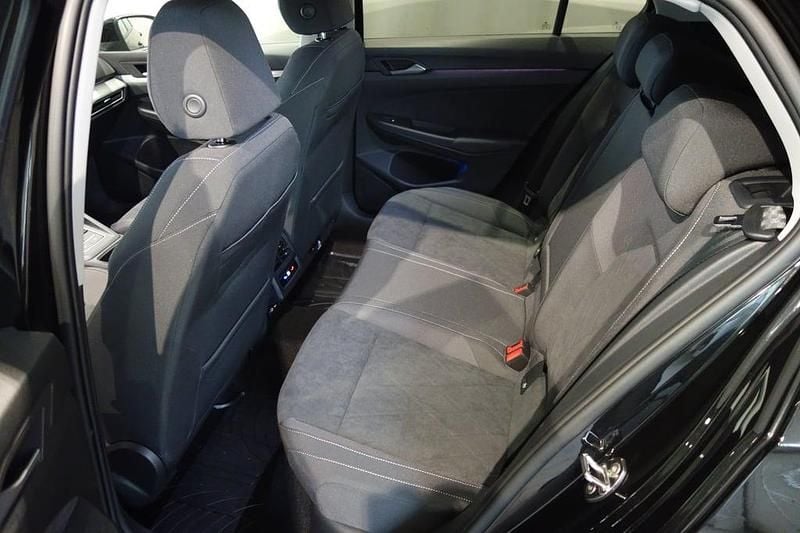 Gebraucht VW Golf VIII 110 PS (80 kW) 2024 Schwarz Kleinwagen