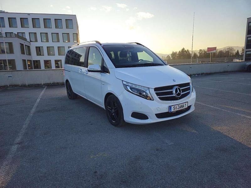 Gebraucht Mercedes V250 Avantgarde 190 PS (139 kW) 2015 Weiß Van / Kleinbus