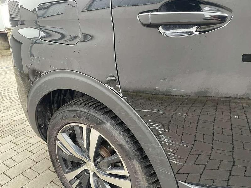 Gebraucht Peugeot 5008 Allure 120 PS (88 kW) 2017 Schwarz SUV