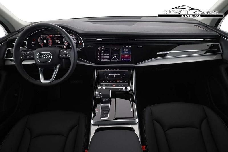 Neu Audi Q7 Basis 231 PS (169 kW) 2025 Schwarz SUV