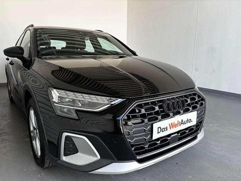 Gebraucht Audi A3 Ambiente 150 PS (110 kW) 2025 Schwarz  metallicperleffektno Limousine
