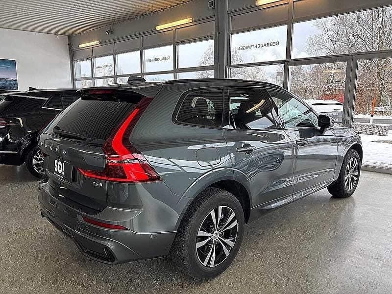 Gebraucht Volvo XC60 252 PS (185 kW) 2026 Grün SUV