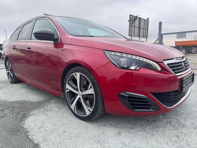 Gebraucht Peugeot 308 GT 181 PS (133 kW) 2016 Rot Kombi