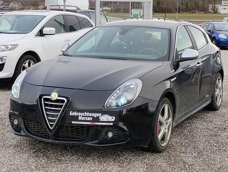 Gebraucht Alfa Romeo Giulietta 120 PS (88 kW) 2013 Schwarz Kleinwagen