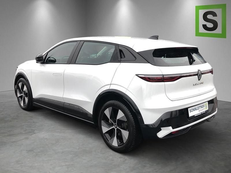 Gebraucht Renault Megane E-Tech Equilibre 160 kW (218 PS) 2022 Weiß Limousine
