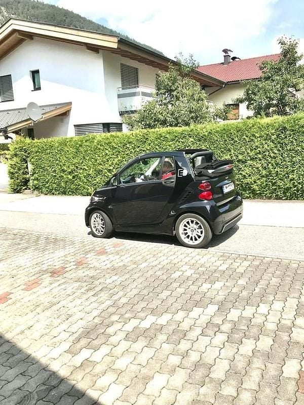 Gebraucht 2014 Smart ForTwo Cabrio Cabrio | € 3.500 - Bild 1/3