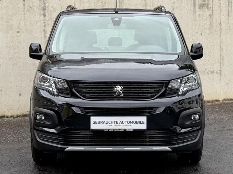 Gebraucht Peugeot Rifter GT 100 kW (136 PS) 2023 Schwarz Van / Kleinbus