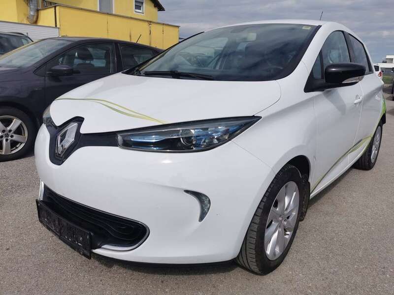 Weiß Gebraucht 2016 Renault Zoe Intens Kleinwagen | € 6.190 - Bild 1/4