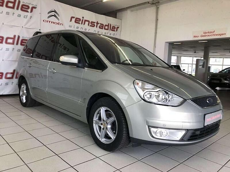 Gebraucht Ford Galaxy Ghia 116 PS (85 kW) 2009 Gold Van / Kleinbus