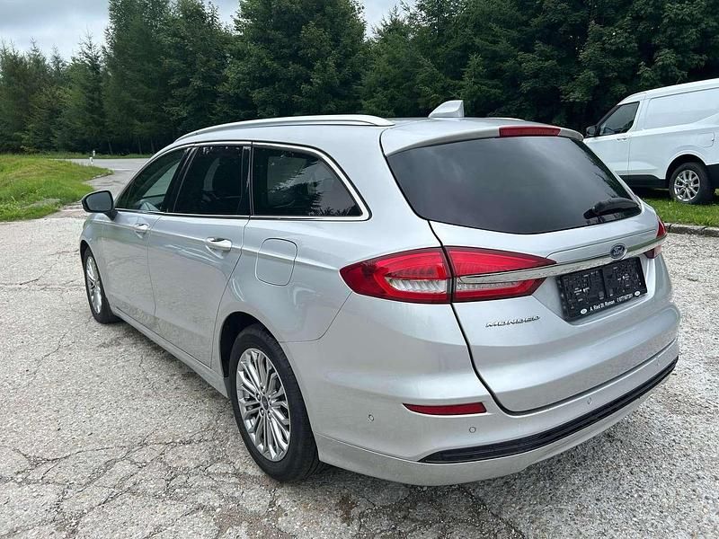 Gebraucht Ford Mondeo Titanium 150 PS (110 kW) 2022 Silber Kombi
