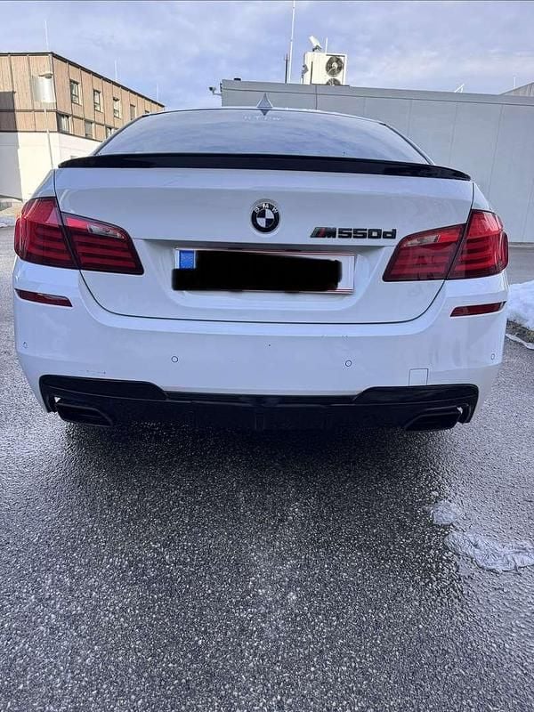 Gebraucht BMW M550 381 PS (280 kW) 2012 Weiß Limousine