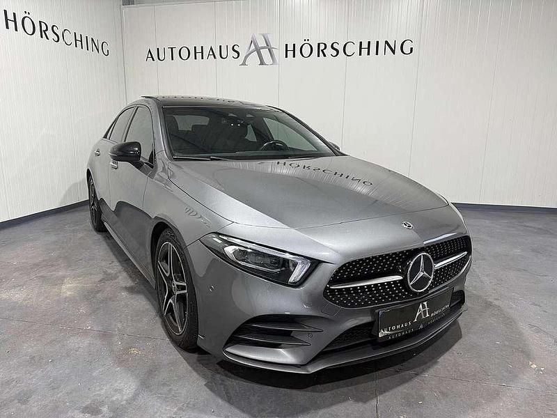 Grau Gebraucht 2021 Mercedes A180 Limousine | € 25.999 (Etwas zu teuer) - Bild 1/4