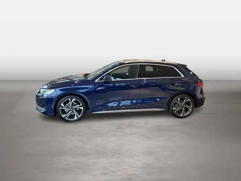 Gebraucht Audi A3 Ambiente 150 PS (110 kW) 2026 Mittelblau  metallic Limousine