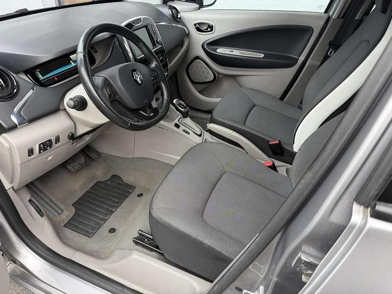 Gebraucht Renault Zoe Intens 64 kW (88 PS) 2015 Grau Kleinwagen