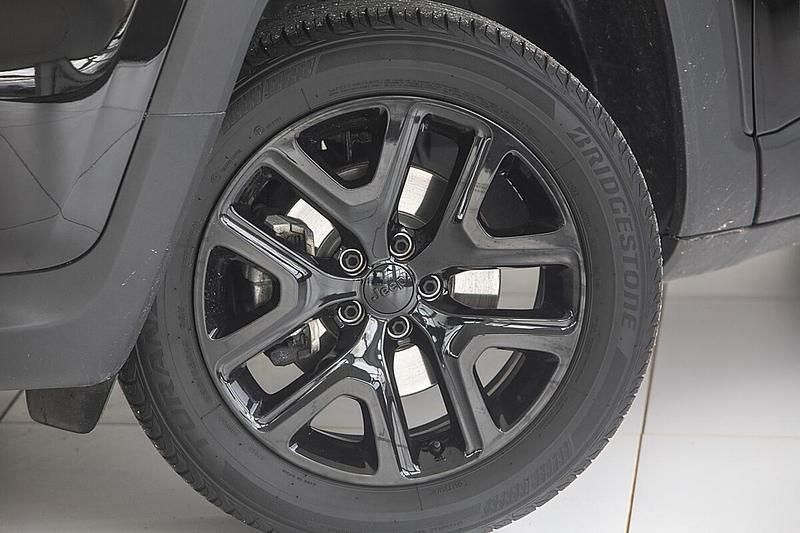 Gebraucht Jeep Renegade Night Eagle 140 PS (102 kW) 2020 Schwarz SUV