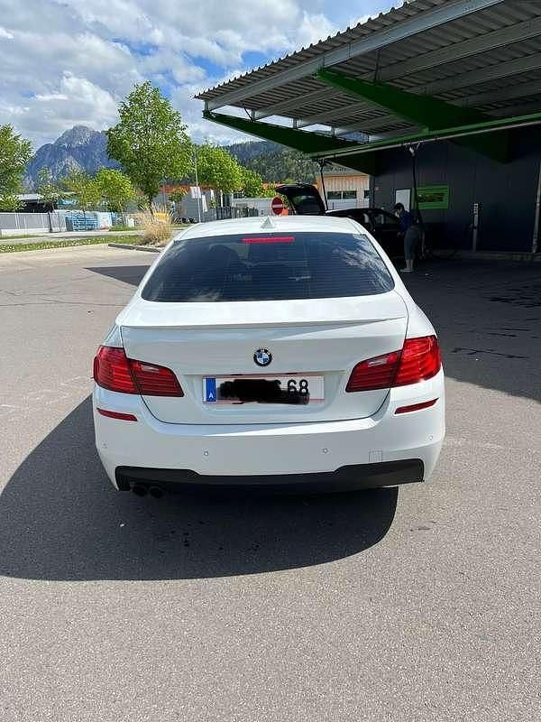 Gebraucht BMW 530 258 PS (189 kW) 2016 Limousine