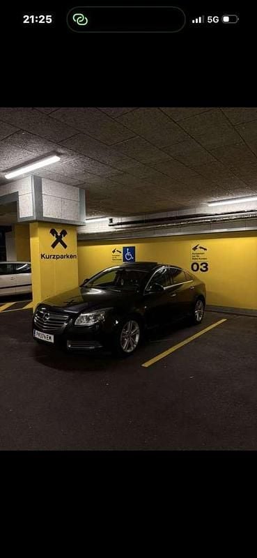 Gebraucht Opel Insignia 131 PS (96 kW) 2010 Schwarz Limousine