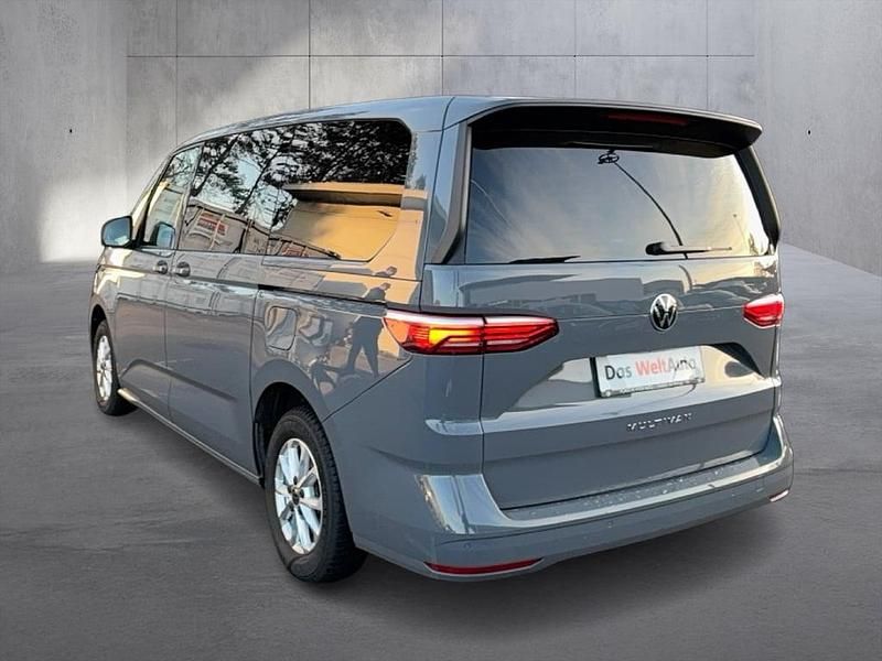 Gebraucht VW Multivan 150 PS (110 kW) 2024 Mittelgrau  normal Van