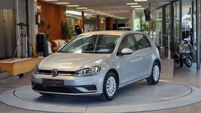 Gebraucht VW Golf VII 86 PS (63 kW) 2019 Grau Limousine