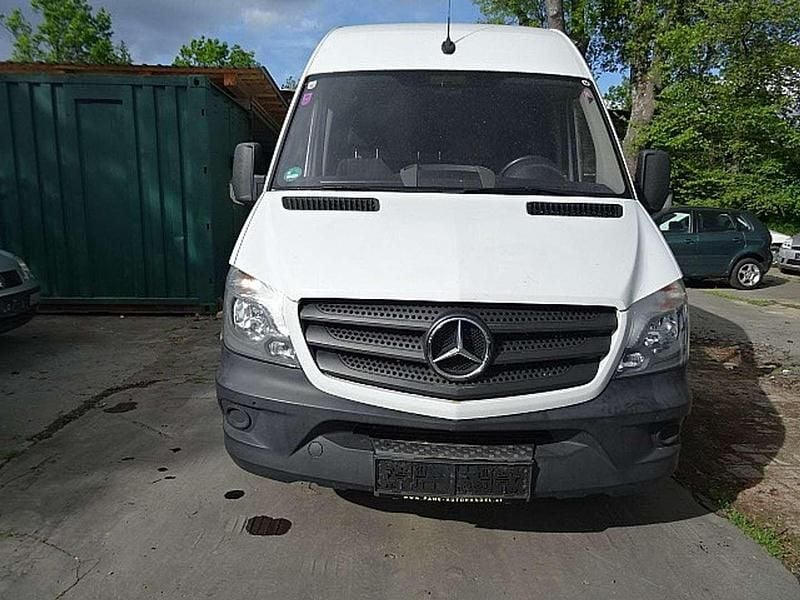Weiß Gebraucht 2018 Mercedes Sprinter Van | € 19.990 (Superpreis) - Bild 1/4