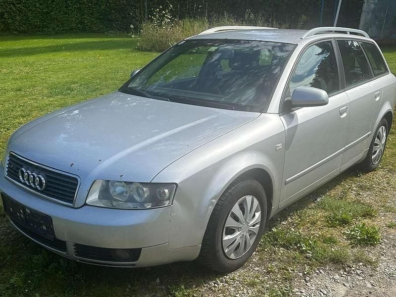 Gebraucht Audi A4 131 PS (96 kW) 2004 Silber Kombi