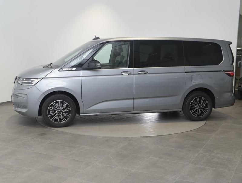 Neu VW Multivan Business 245 PS (180 kW) 2025 Silber  metallic Van