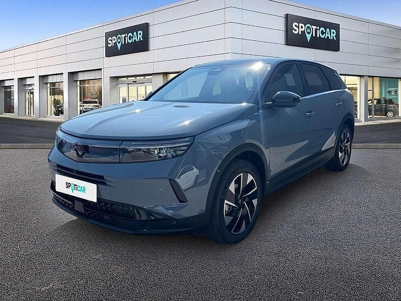 Grau Neu 2025 Opel Grandland X SUV | € 38.990 (Etwas zu teuer) - Bild 1/3