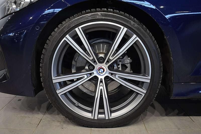 Gebraucht BMW 318 Comfort Edition 150 PS (110 kW) 2023 Blau Kombi