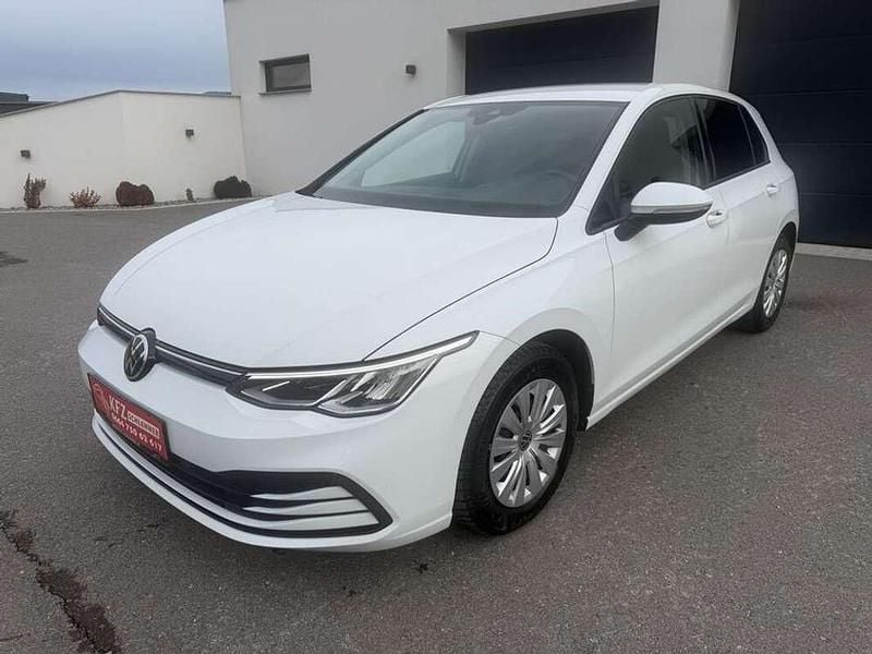 Gebraucht VW Golf 116 PS (85 kW) 2021 Weiß Limousine