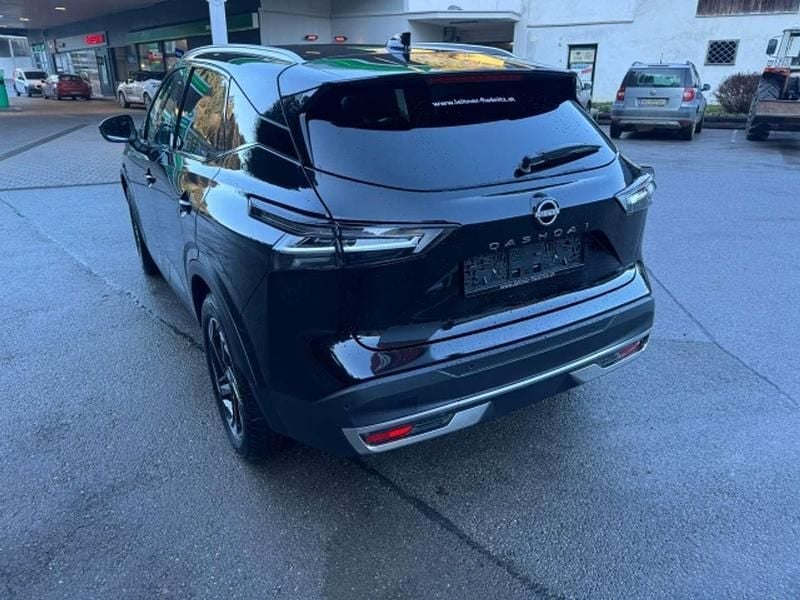 Neu Nissan Qashqai N-Connecta 158 PS (116 kW) 2025 Schwarz SUV