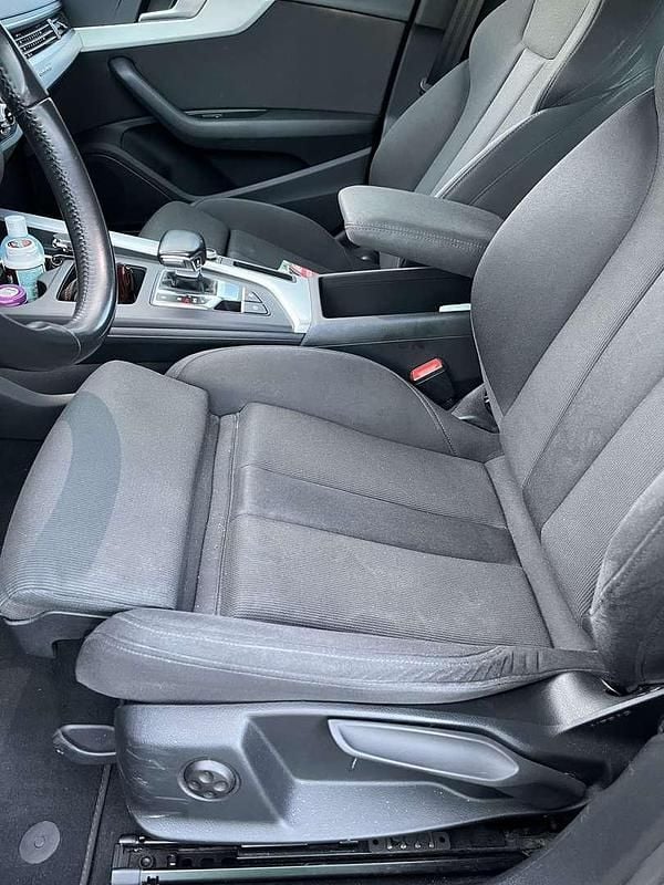 Gebraucht Audi A4 190 PS (139 kW) 2020 Blau Kombi