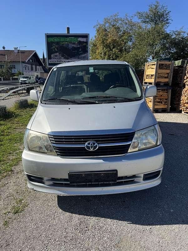 Gebraucht 2009 Toyota HiAce Cool Van | € 4.900 - Bild 1/4