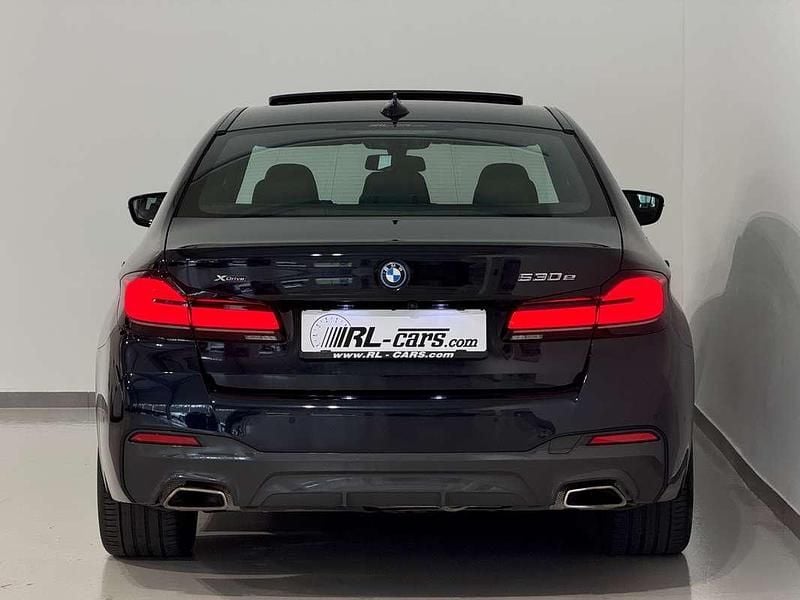 Gebraucht BMW 530 M Sport 292 PS (214 kW) 2022 Schwarz Limousine