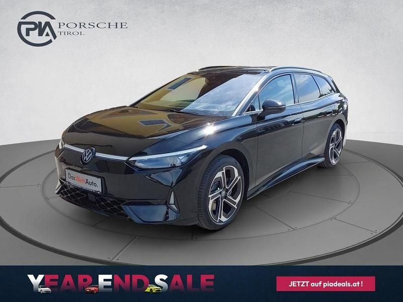 Schwarz metallic Gebraucht 2025 VW ID.7 GTX Kombi | € 53.980 (Superpreis) - Bild 1/4