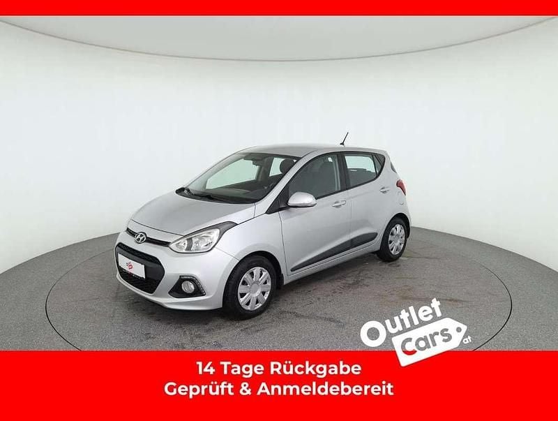 Gebraucht Hyundai i10 Premium 87 PS (63 kW) 2015 Silber Kleinwagen