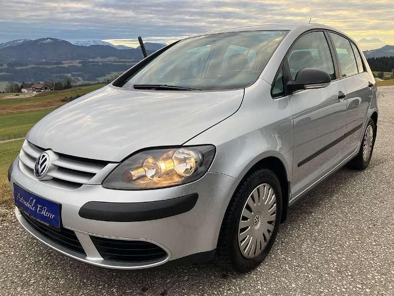 Grau Gebraucht 2007 VW Golf V Trendline Kleinwagen | € 4.980 (Etwas zu teuer) - Bild 1/4