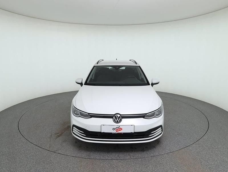 Gebraucht VW Golf VIII Life 116 PS (85 kW) 2024 Weiß Kombi