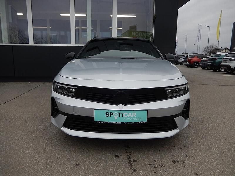 Neu Opel Astra 131 PS (96 kW) 2025 Silber Limousine