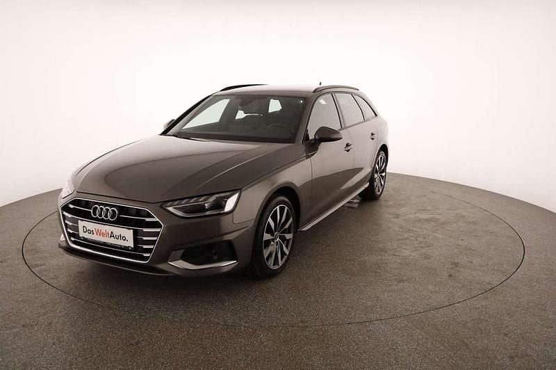 Gebraucht Audi A4 Advanced 136 PS (100 kW) 2022 Grau Kombi