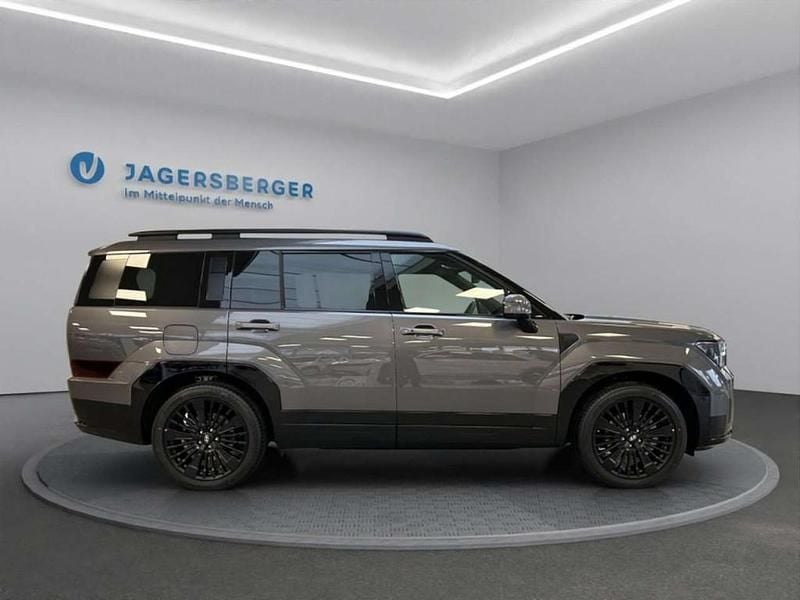 Neu Hyundai Santa Fe 159 PS (116 kW) 2025 Grau SUV