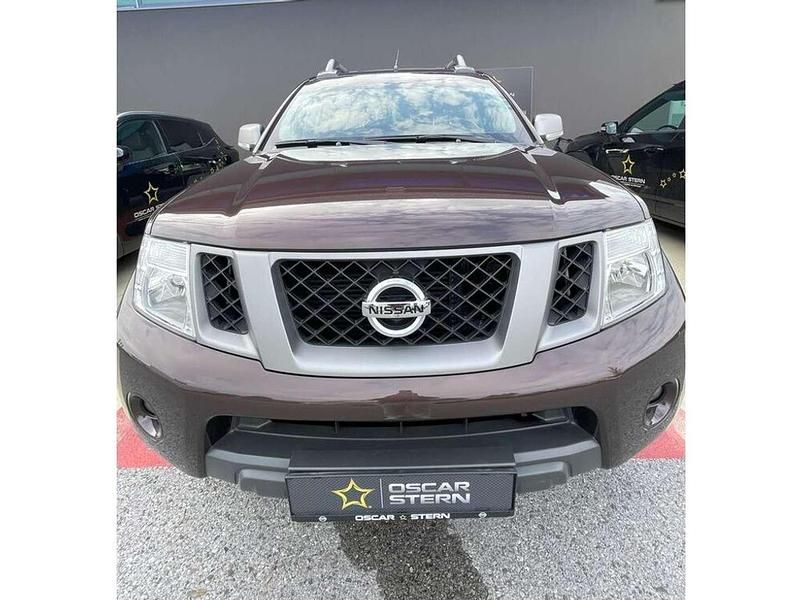 Gebraucht Nissan Navara Platinum 190 PS (139 kW) 2014 Schwarz Abholung