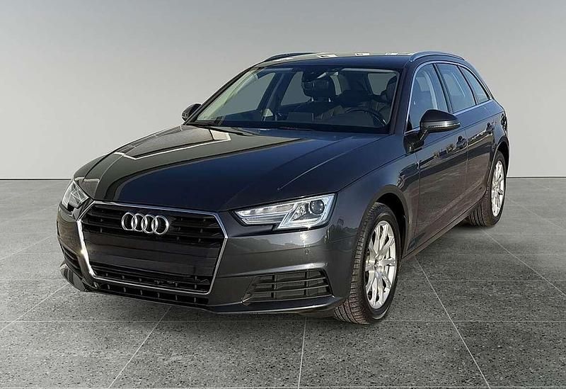 Gebraucht Audi A4 Design 122 PS (89 kW) 2019 Schwarz Kombi