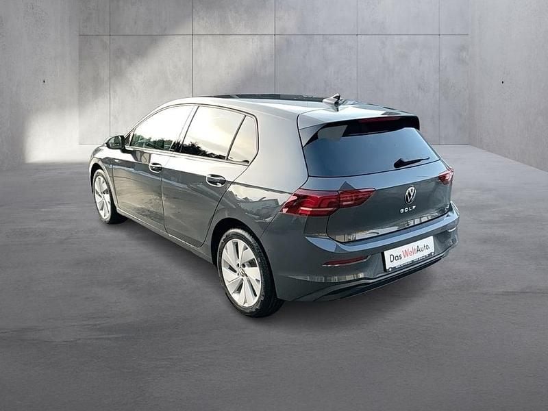 Neu VW Golf VIII 115 PS (84 kW) 2026 Mittelgrau  metallic